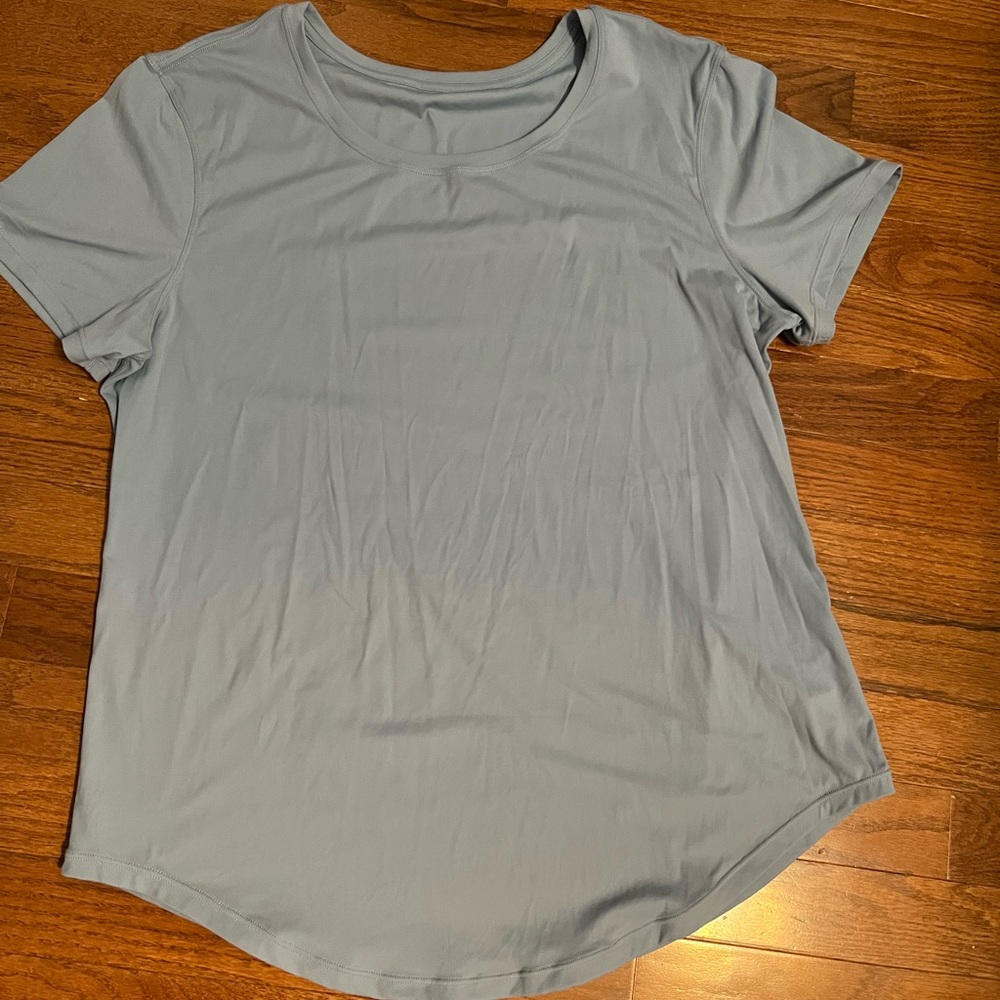 Zyia powder blue reflex T